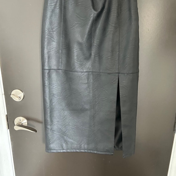Topshop Lined fax Leather skirt - Picture 1 of 3